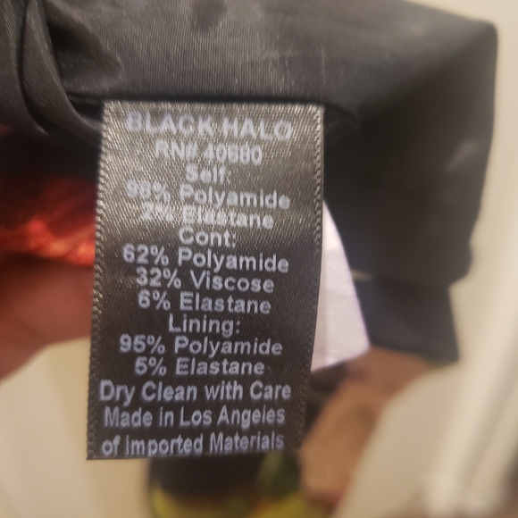 Black Halo Daria Floral Print Dress - Picture 4 of 5